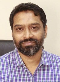 Dr. Muhammad Rafiqul Islam
  - ক্যান্সার বিশেষজ্ঞ (মেডিকেল অনকোলজি)