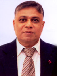Prof. Dr. Md. Moarraf Hossen
  - ক্যান্সার বিশেষজ্ঞ ও রেডিয়েশন অনকোলজিস্ট